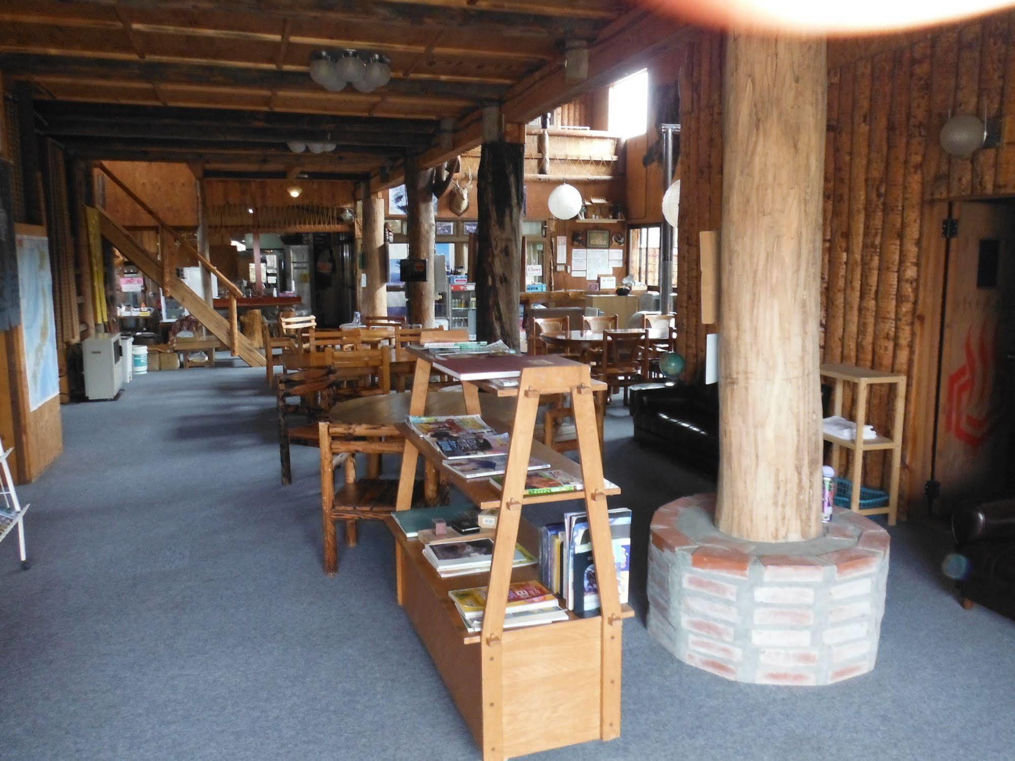 Clione Campground Hostel Shari Ngoại thất bức ảnh