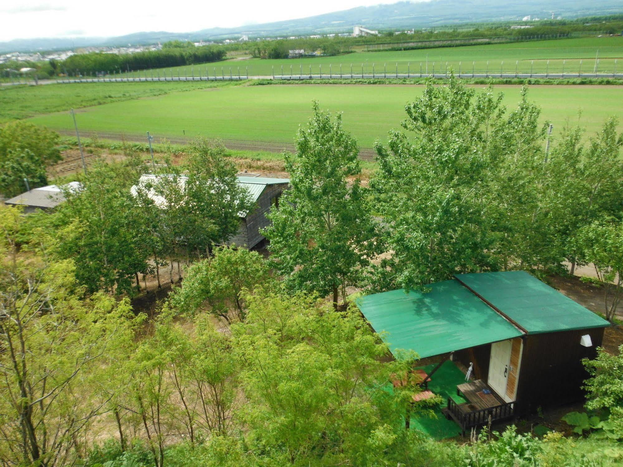 Clione Campground Hostel Shari Ngoại thất bức ảnh