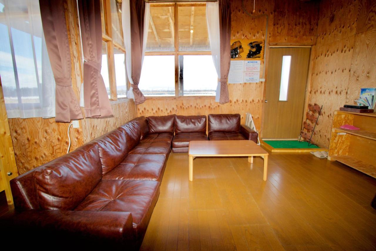 Clione Campground Hostel Shari Ngoại thất bức ảnh